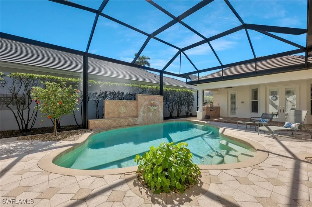 5058 Kensington High Street Naples FL 34105