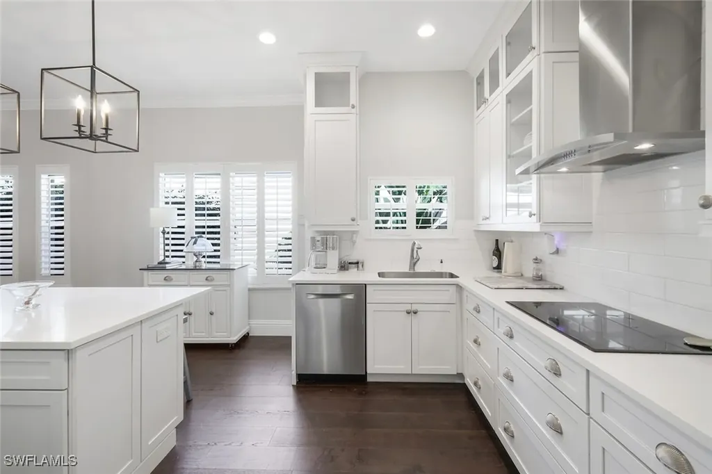 915 Fountain Run Naples FL 34119