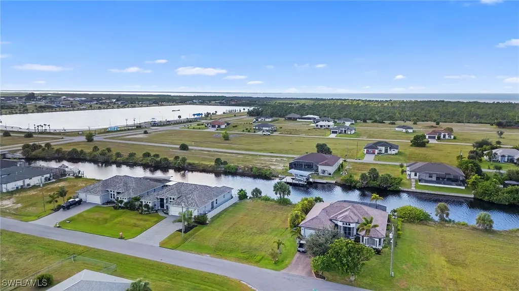 3709 NW 43rd Avenue Cape Coral FL 33993