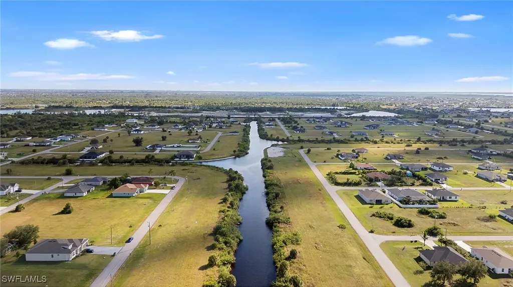 4022 NW 37th Avenue Cape Coral FL 33993