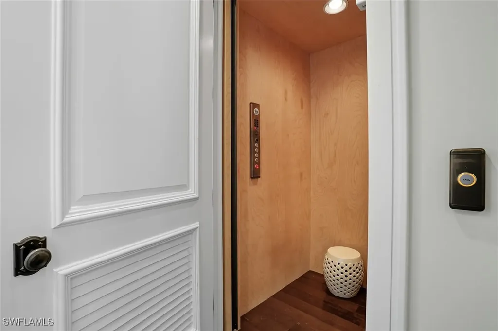 290 Dundee Road Fort Myers Beach FL 33931