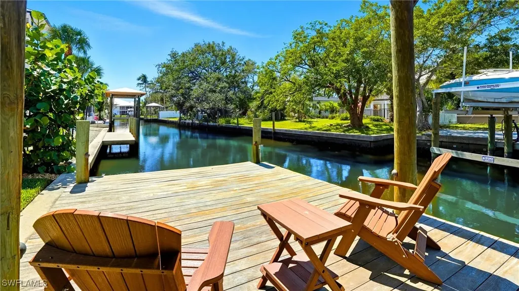 290 Dundee Road Fort Myers Beach FL 33931