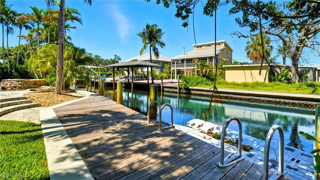 290 Dundee Road Fort Myers Beach FL 33931