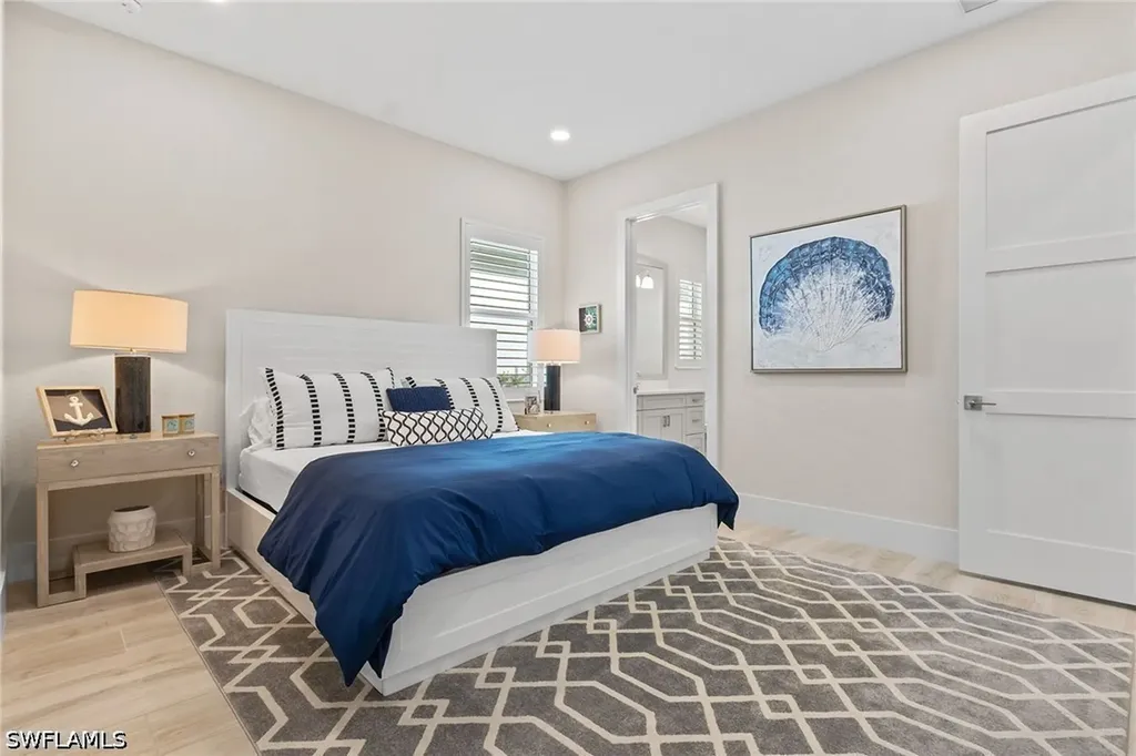 8829 Paradera Court Naples FL 34112