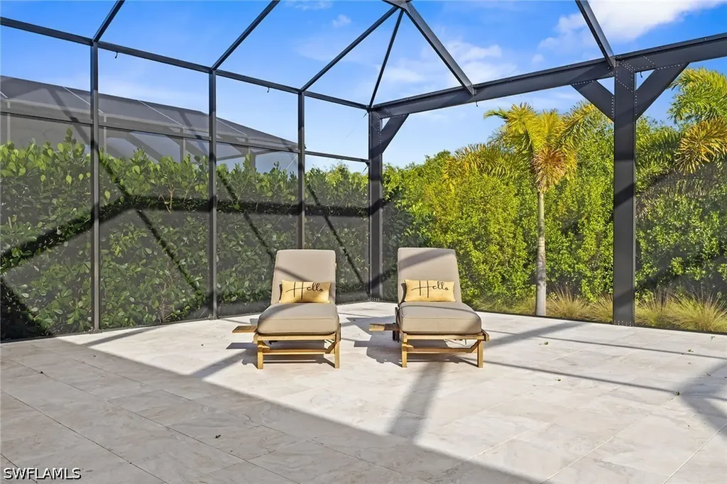 8829 Paradera Court Naples FL 34112