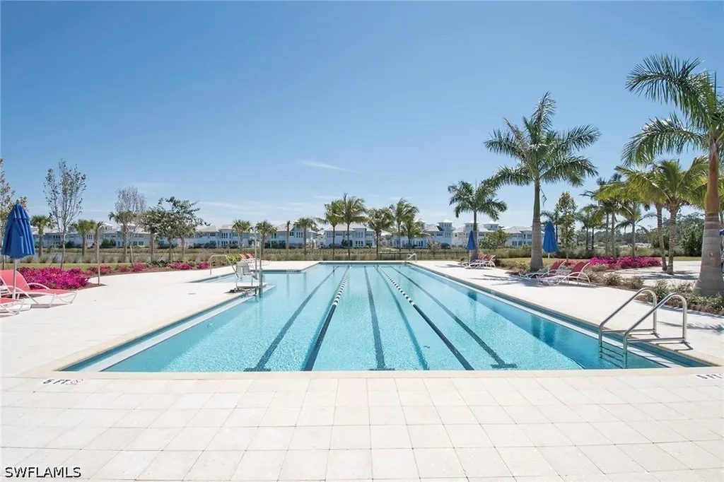 8829 Paradera Court Naples FL 34112