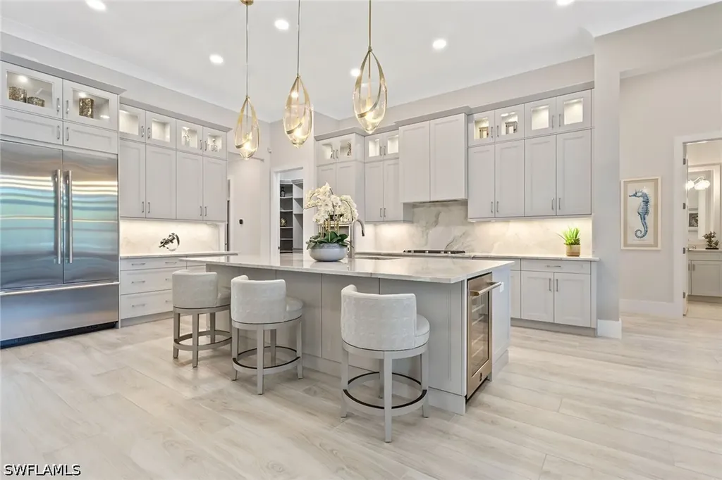 8829 Paradera Court Naples FL 34112