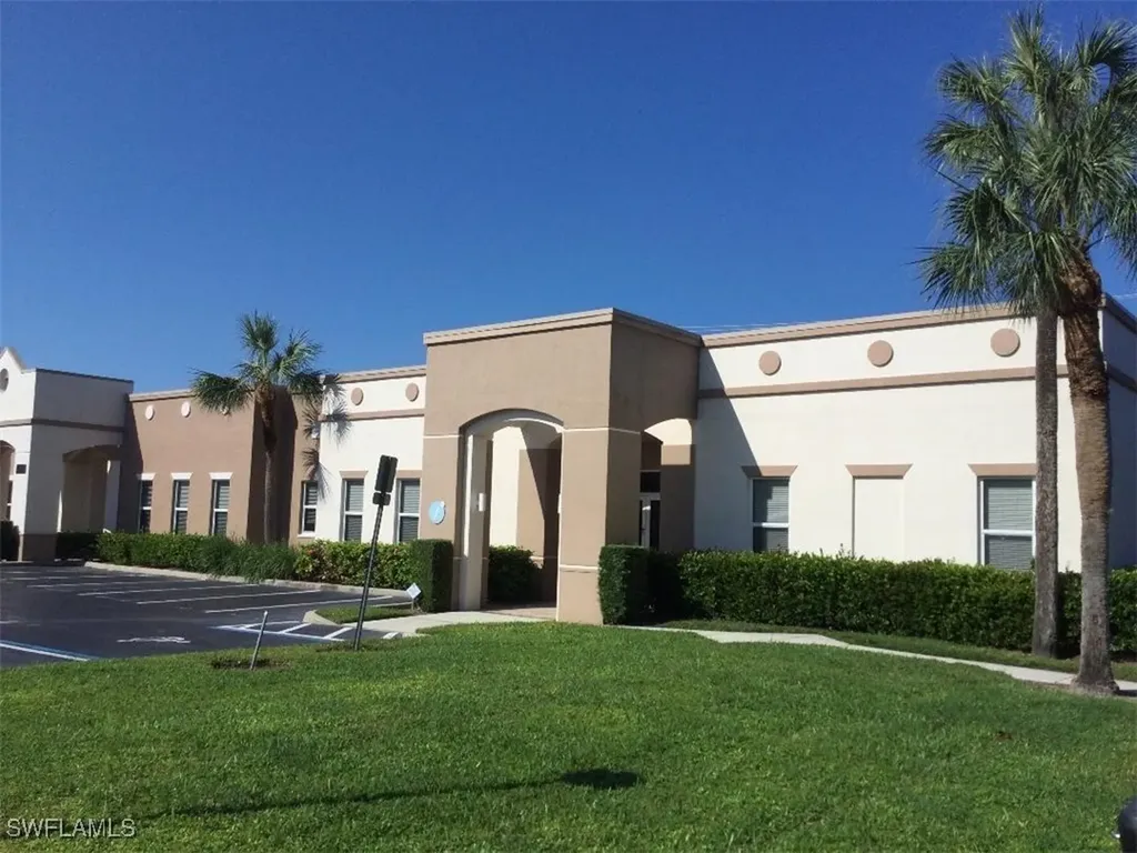 2675 S Horseshoe Drive Naples FL 34104