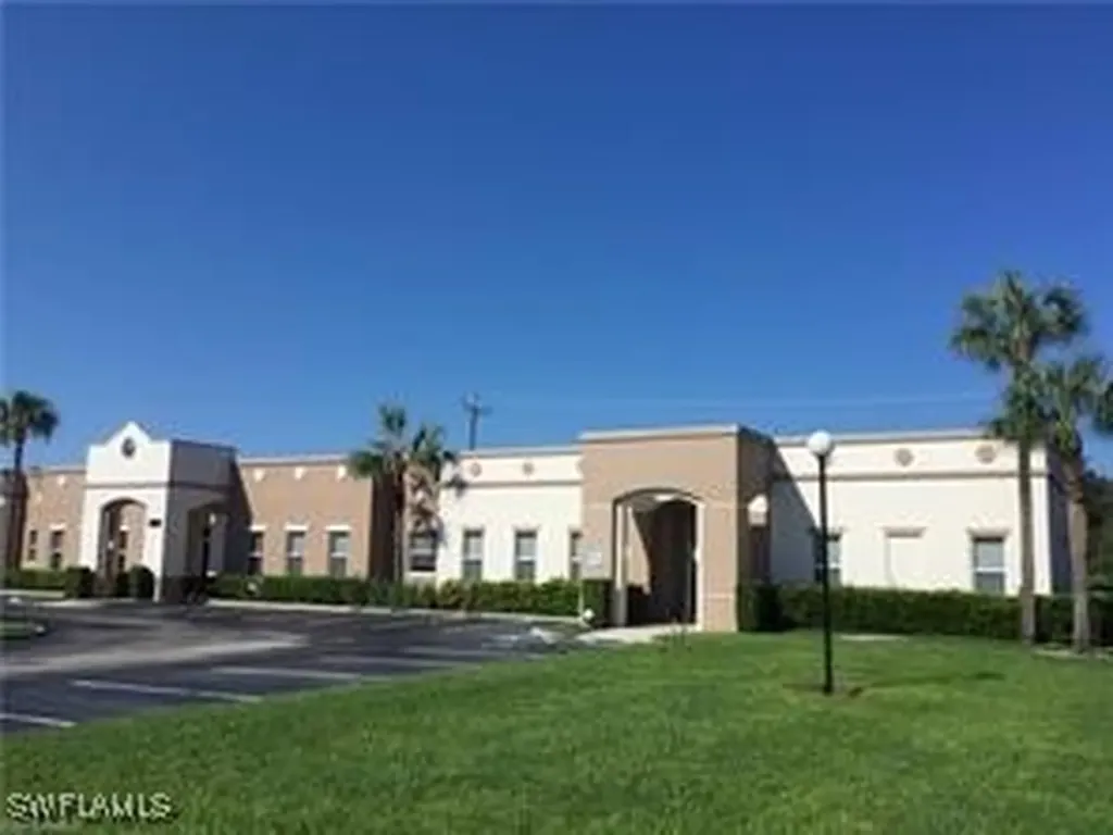 2675 S Horseshoe Drive Naples FL 34104