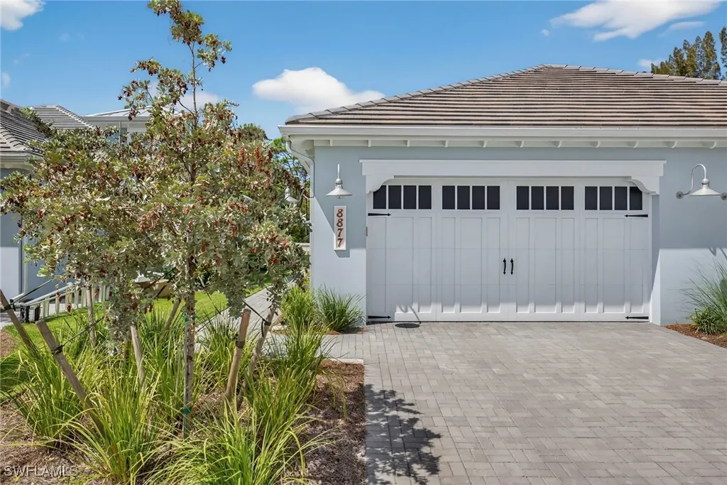 8877 Yucatan Court Naples FL 34112