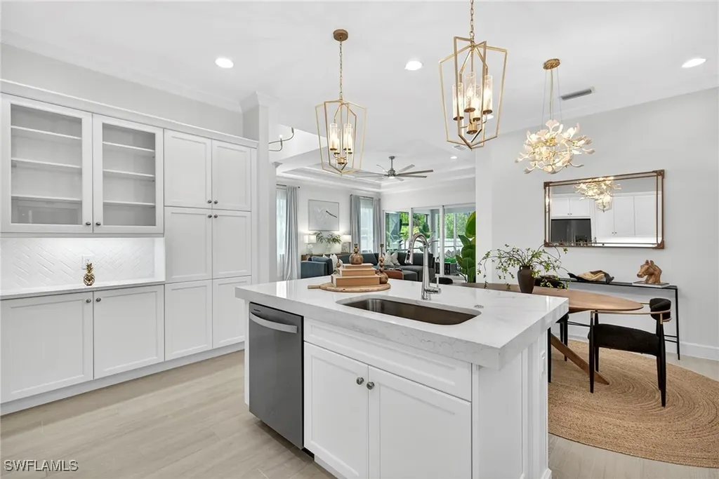 8877 Yucatan Court Naples FL 34112