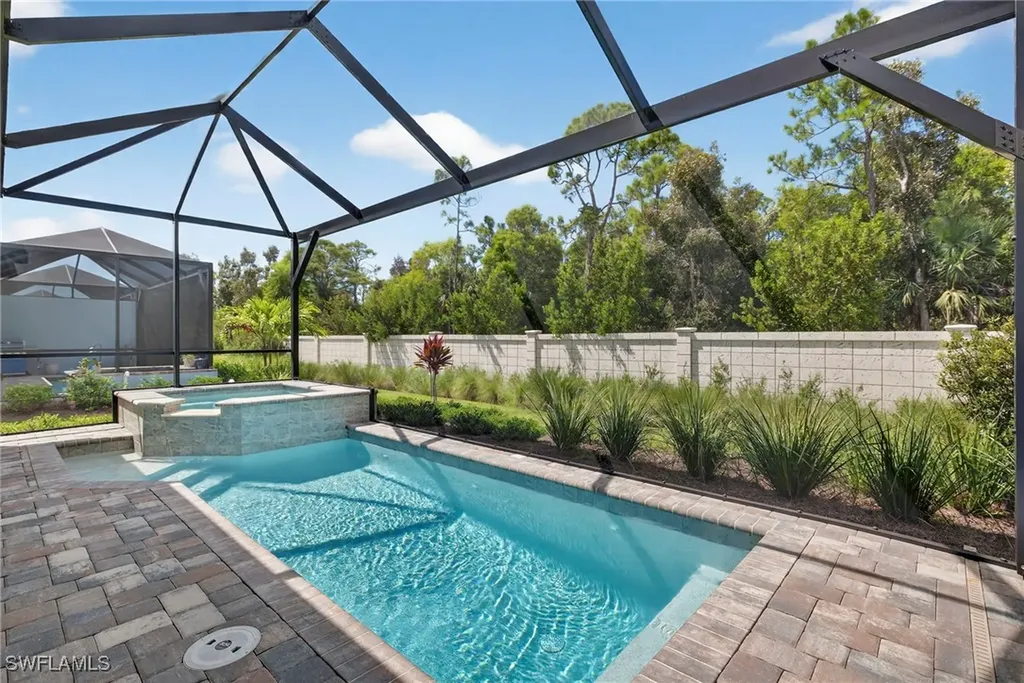8877 Yucatan Court Naples FL 34112