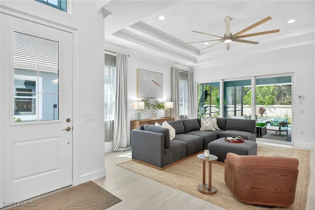 8877 Yucatan Court Naples FL 34112