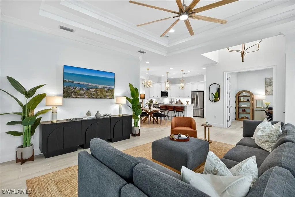 8877 Yucatan Court Naples FL 34112
