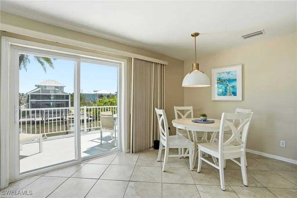 110 Bahia Viaduct Fort Myers Beach FL 33931