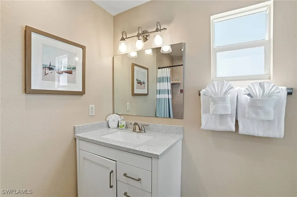 110 Bahia Viaduct Fort Myers Beach FL 33931