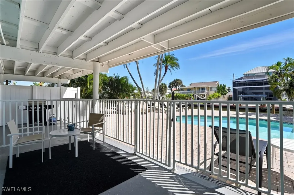 110 Bahia Viaduct Fort Myers Beach FL 33931