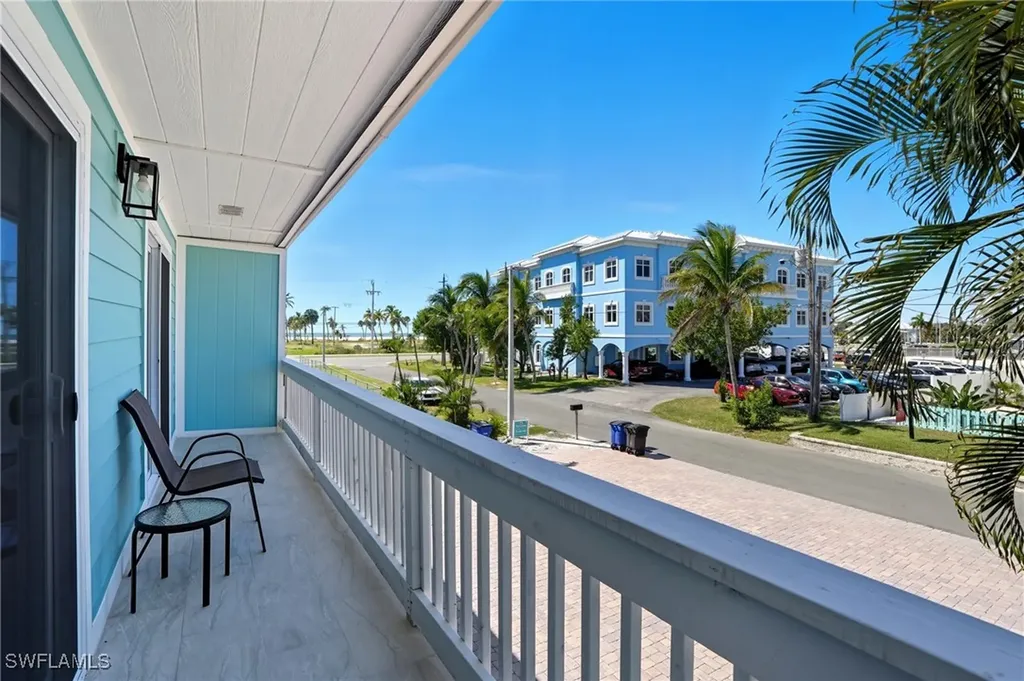 110 Bahia Viaduct Fort Myers Beach FL 33931