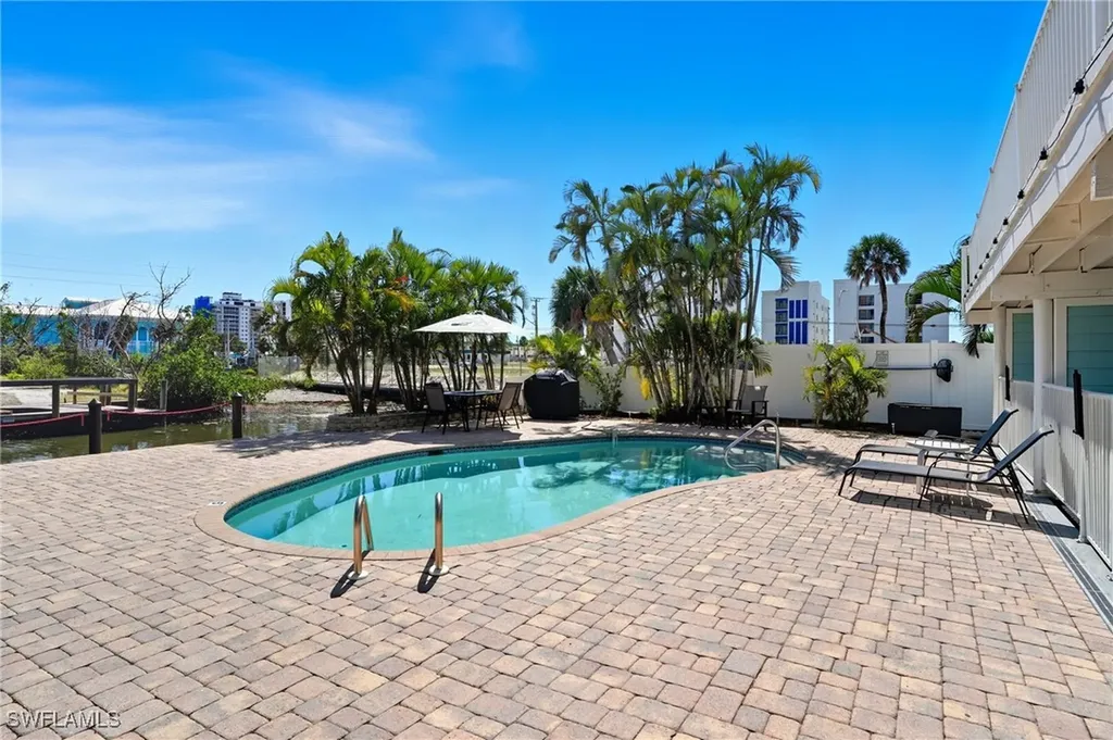 110 Bahia Viaduct Fort Myers Beach FL 33931