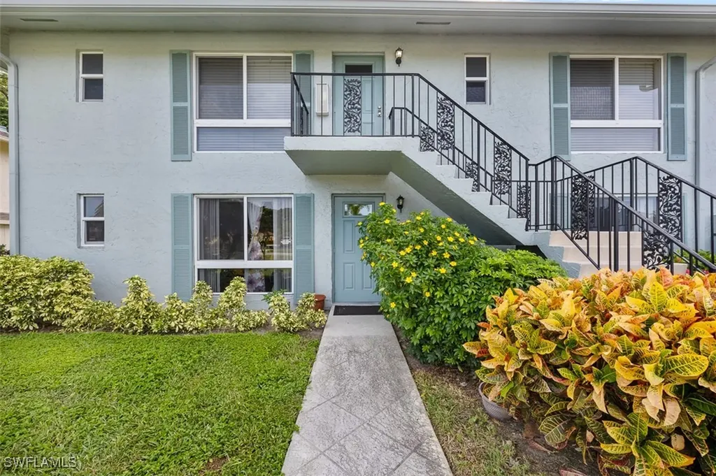 197 Harrison Road Naples FL 34112
