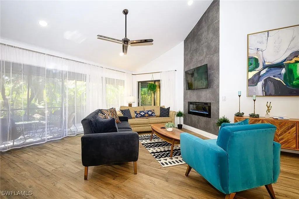 772 Reef Point Circle Naples FL 34108