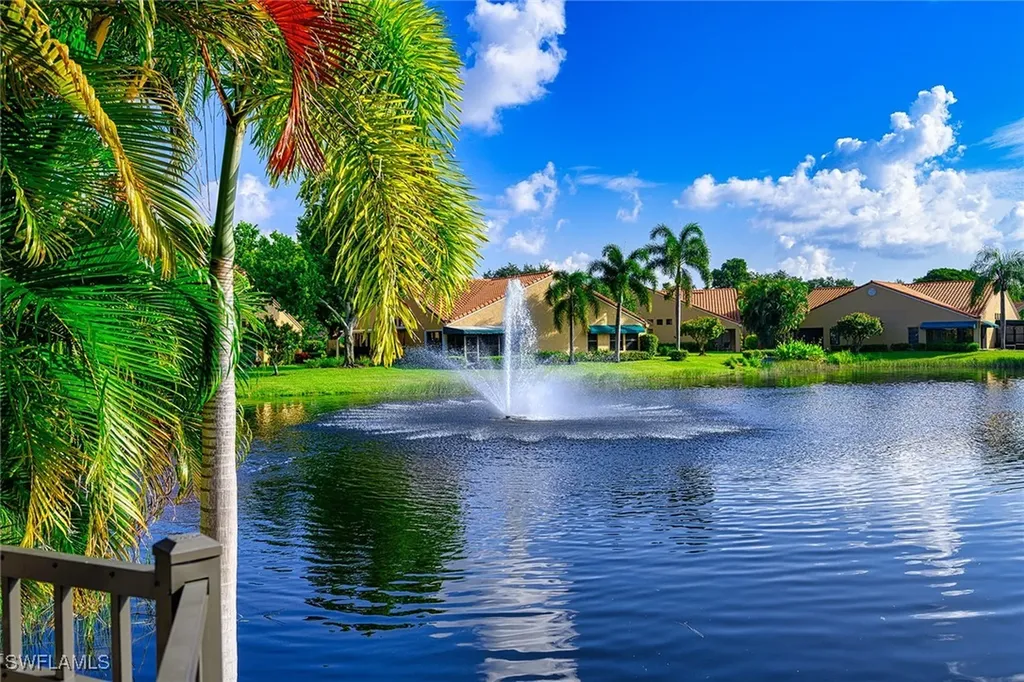 772 Reef Point Circle Naples FL 34108