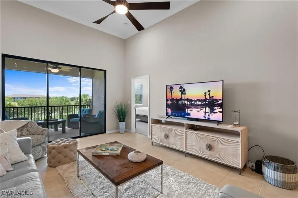 9402 Pocida Court Naples FL 34119
