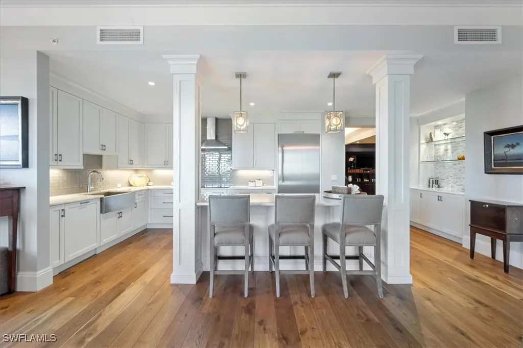 1035 3rd Avenue S Naples FL 34102