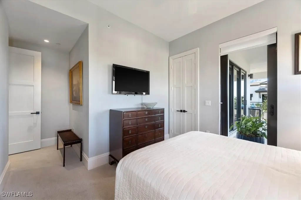 1035 3rd Avenue S Naples FL 34102