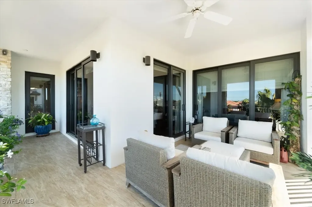 1035 3rd Avenue S Naples FL 34102