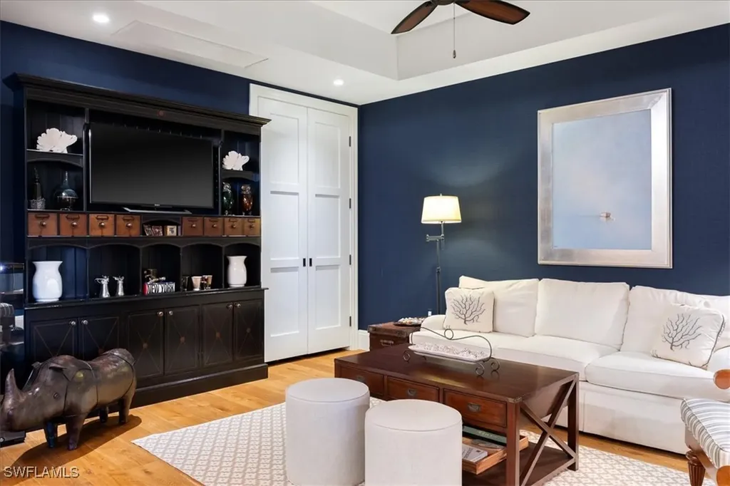 1035 3rd Avenue S Naples FL 34102