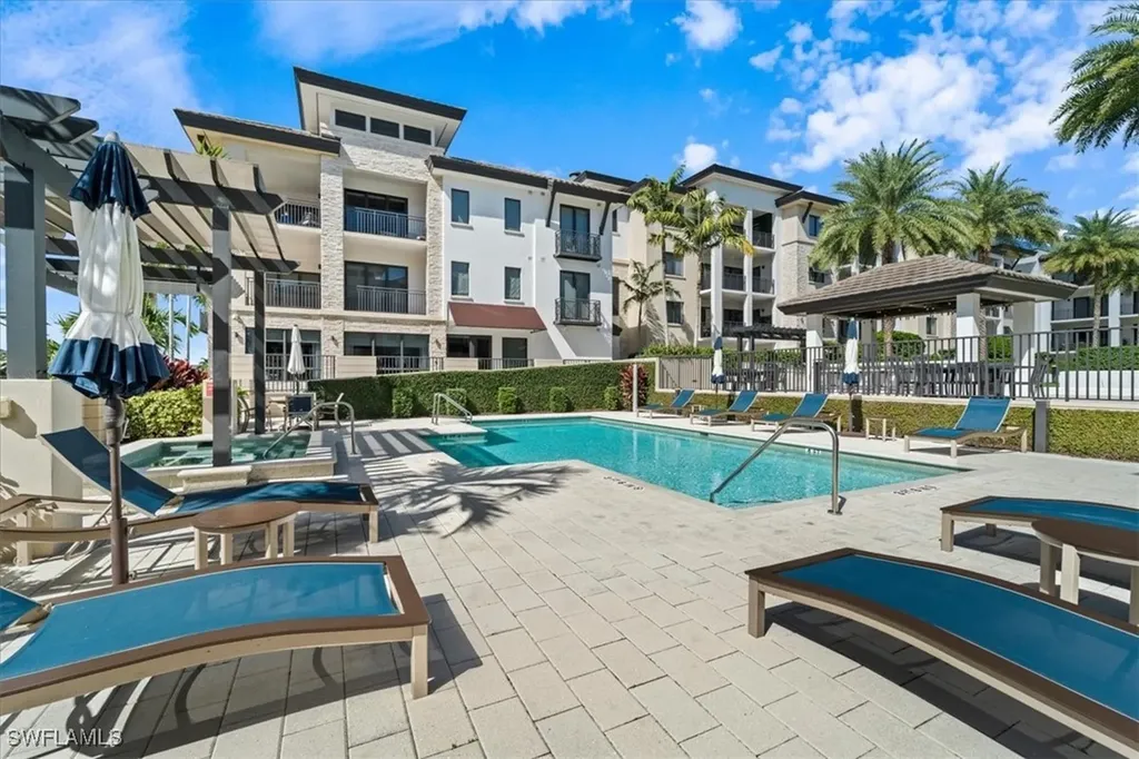 1035 3rd Avenue S Naples FL 34102