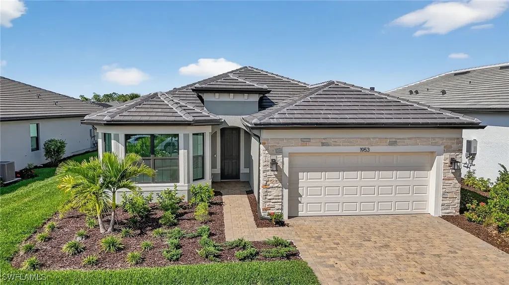 1953 Fresno Avenue Naples FL 34120
