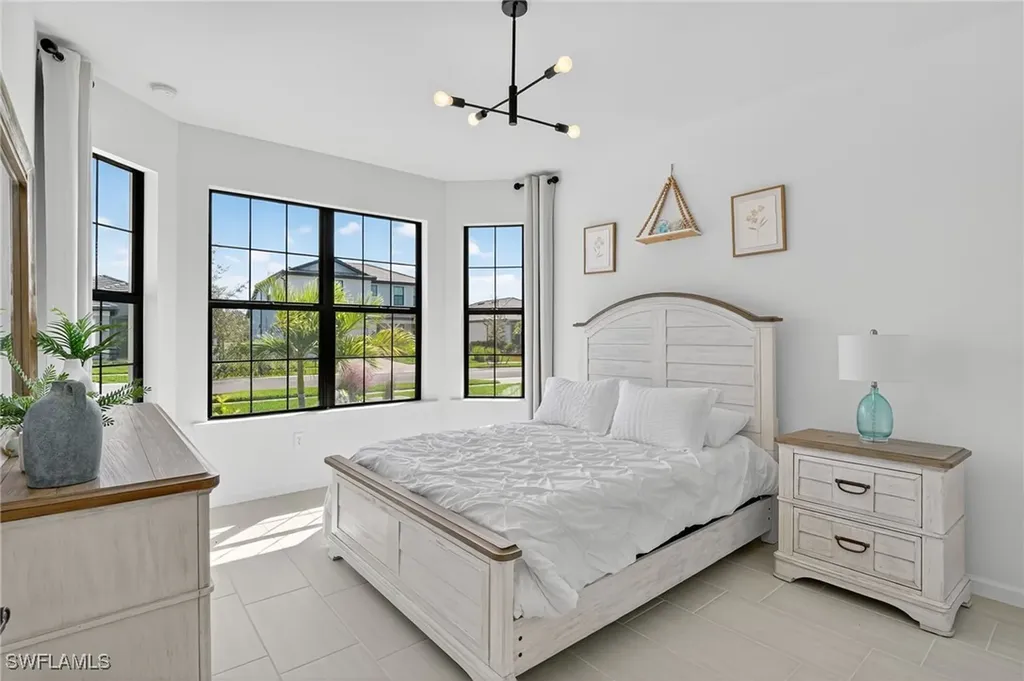 1953 Fresno Avenue Naples FL 34120