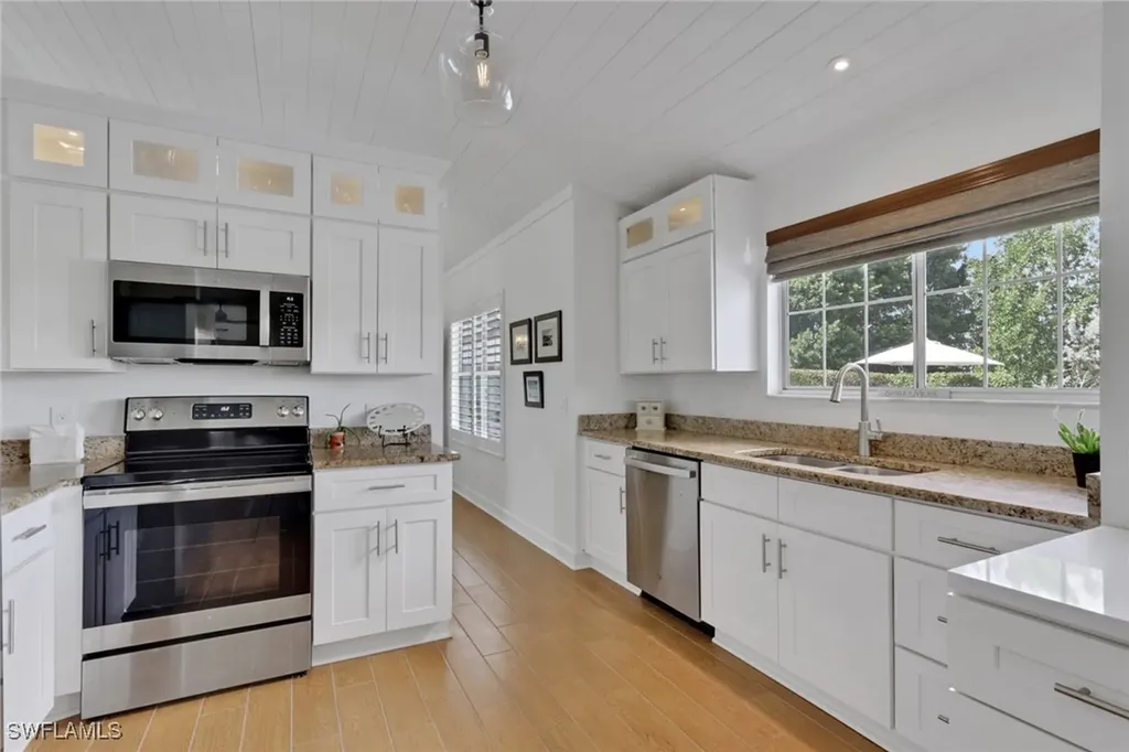 6555 Willow Lake Circle Fort Myers FL 33966