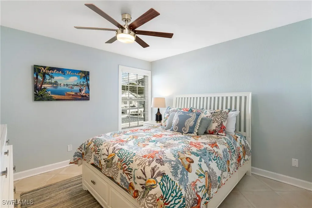 829 Tanbark Drive Naples FL 34108