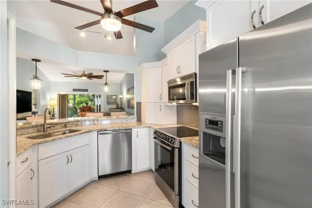 829 Tanbark Drive Naples FL 34108