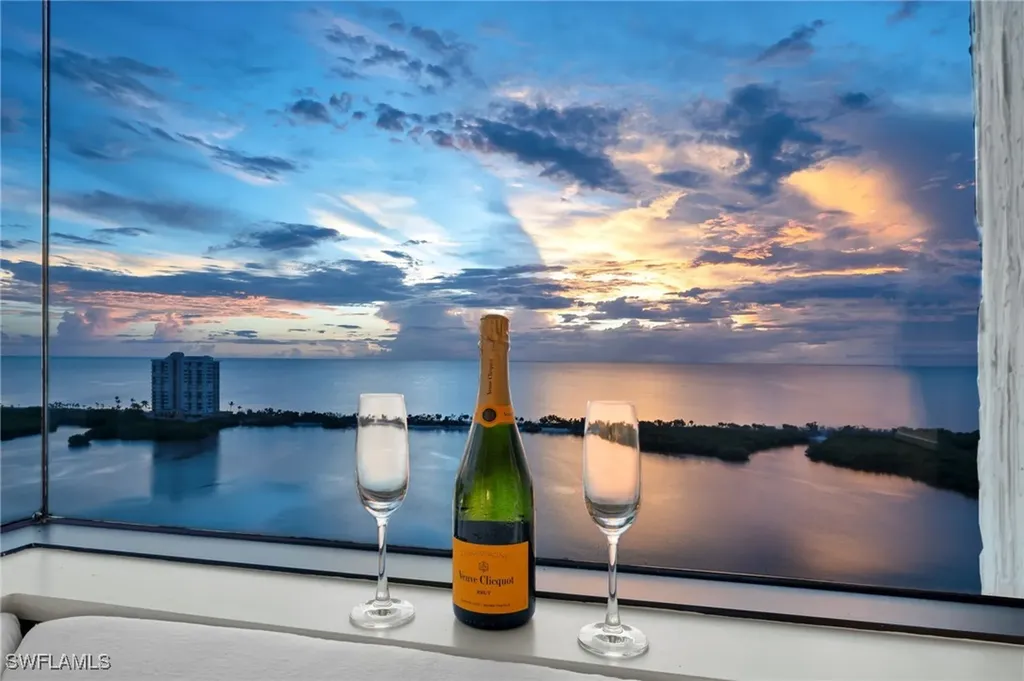 5555 Heron Point Drive Naples FL 34108
