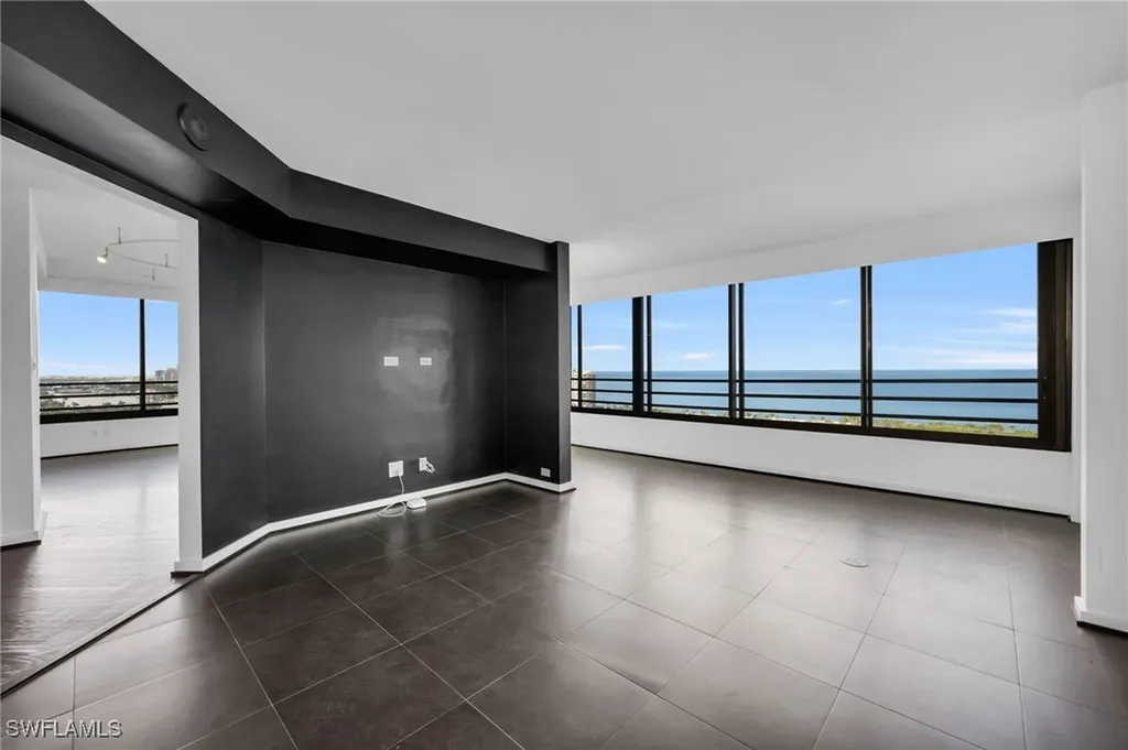 5555 Heron Point Drive Naples FL 34108