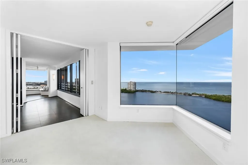 5555 Heron Point Drive Naples FL 34108