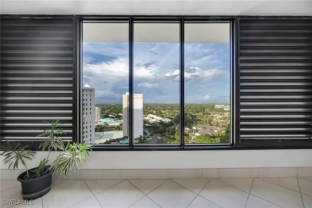 5555 Heron Point Drive Naples FL 34108