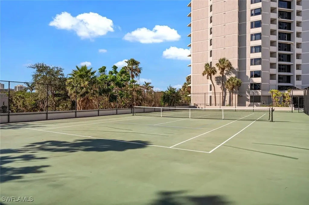 5555 Heron Point Drive Naples FL 34108