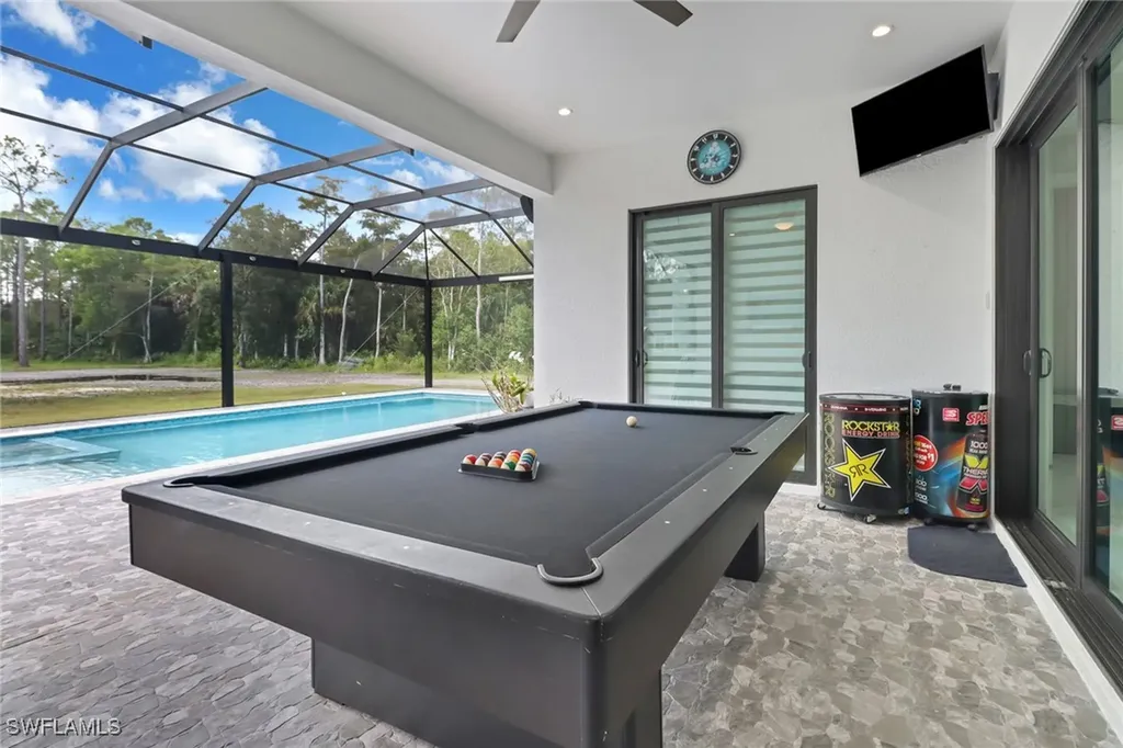 62 35th Avenue NE Naples FL 34120