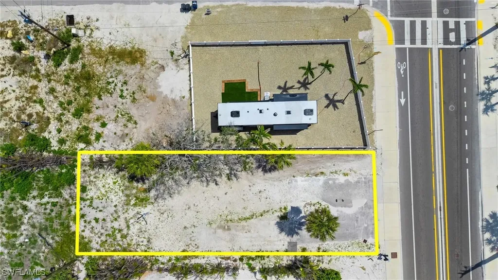 5421 / 5425 Estero Boulevard Fort Myers Beach FL 33931