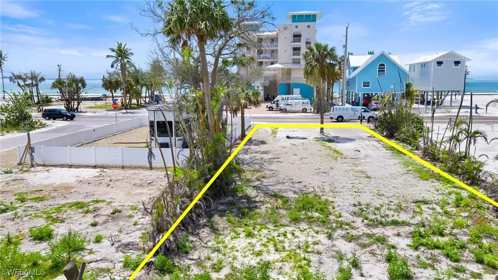 5421 / 5425 Estero Boulevard Fort Myers Beach FL 33931