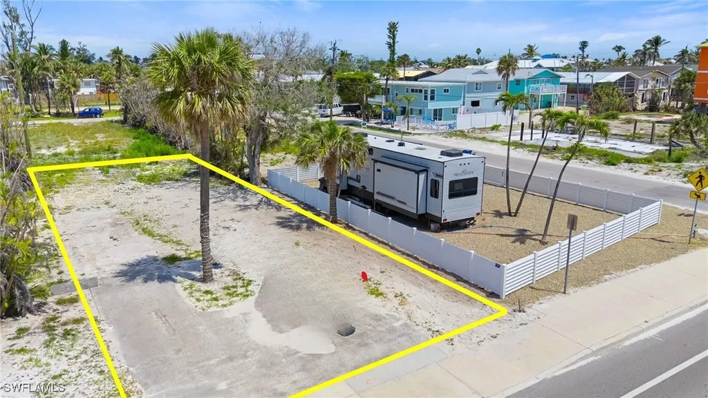 5421 / 5425 Estero Boulevard Fort Myers Beach FL 33931