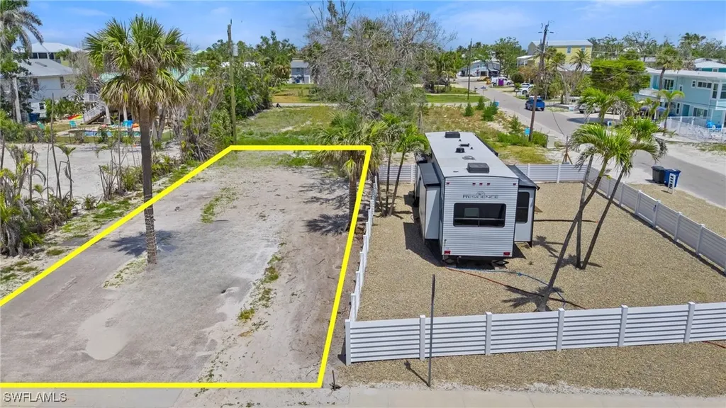 5421 / 5425 Estero Boulevard Fort Myers Beach FL 33931