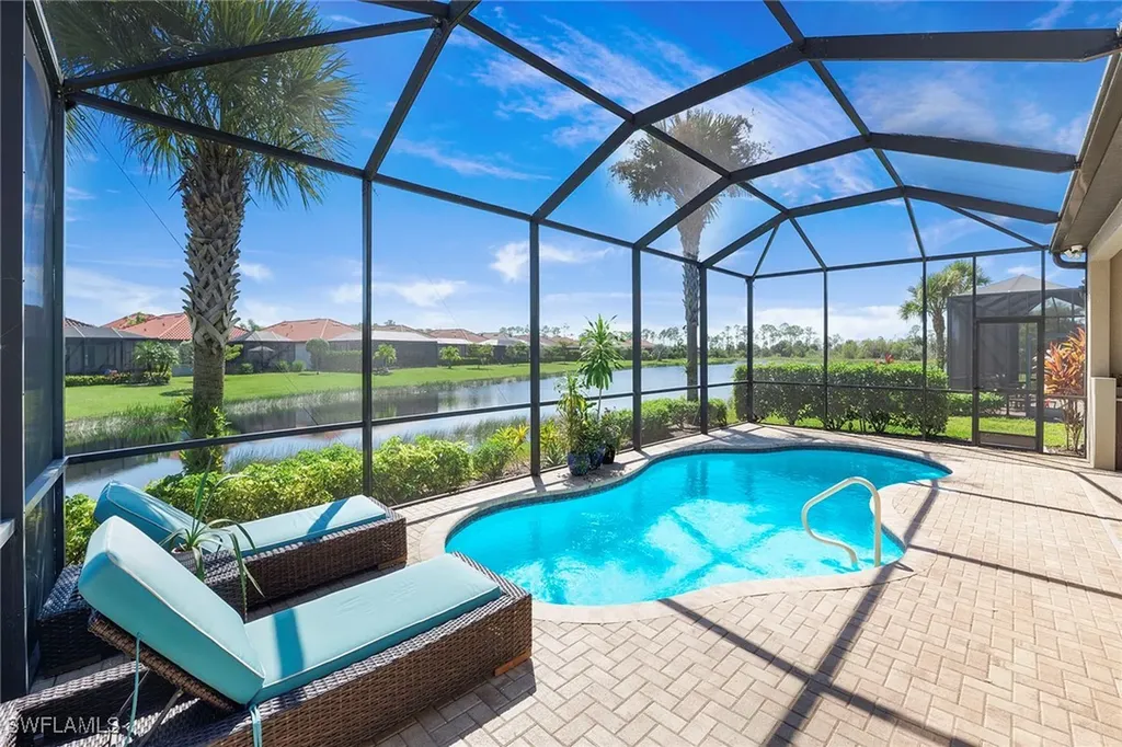 1594 Parnell Court Naples FL 34113