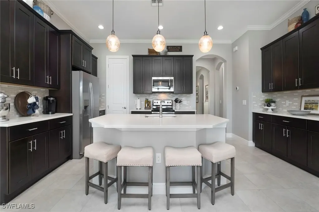 1594 Parnell Court Naples FL 34113