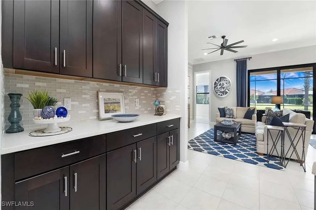 1594 Parnell Court Naples FL 34113